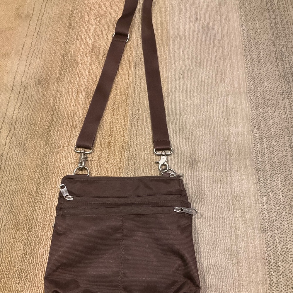 eBags Cross Body Shoulder Bag Handbag Brown